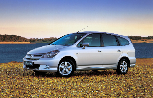 รถ Honda Stream (ฮอนด้า สตรีม) มือสอง