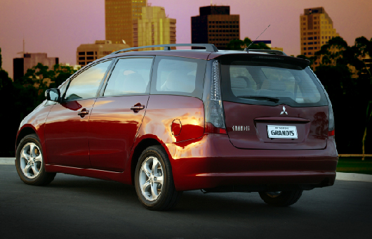 รถ Mitsubishi Space Wagon (มิตซูบิชิ สเปซแวกอน) มือสอง