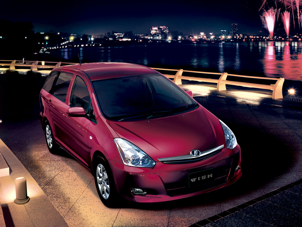 รถ Toyota Wish (โตโยต้า วิช) มือสอง